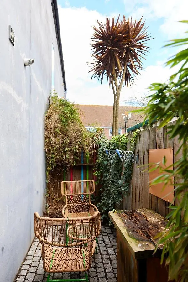 The Southwark Wonder - Charming 1Bdr Flat With Patio Apartment London