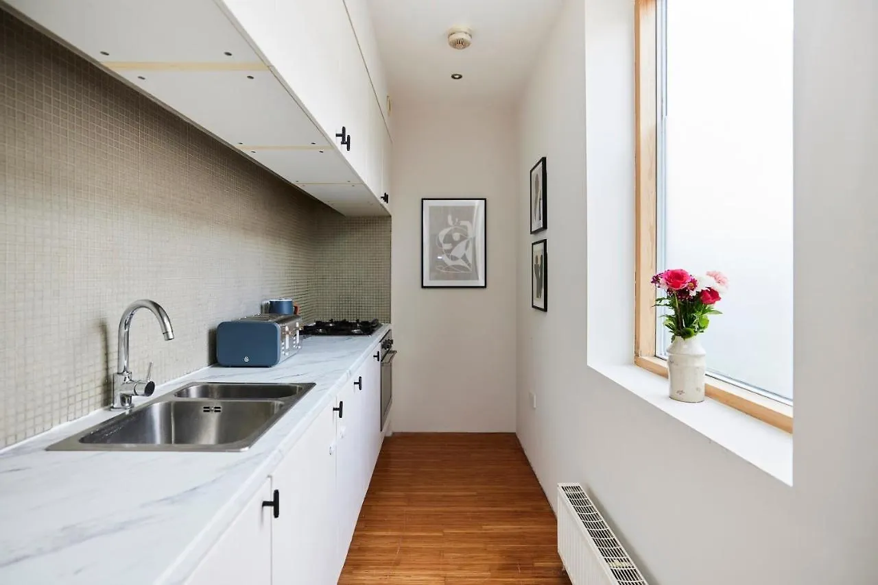 The Southwark Wonder - Charming 1Bdr Flat With Patio Apartment London