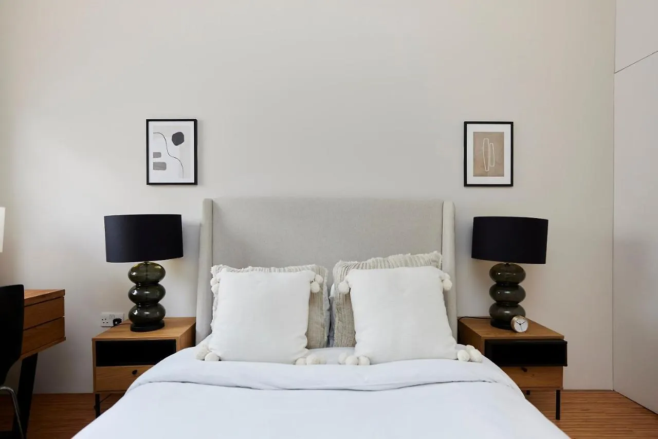 The Southwark Wonder - Charming 1Bdr Flat With Patio Apartment London